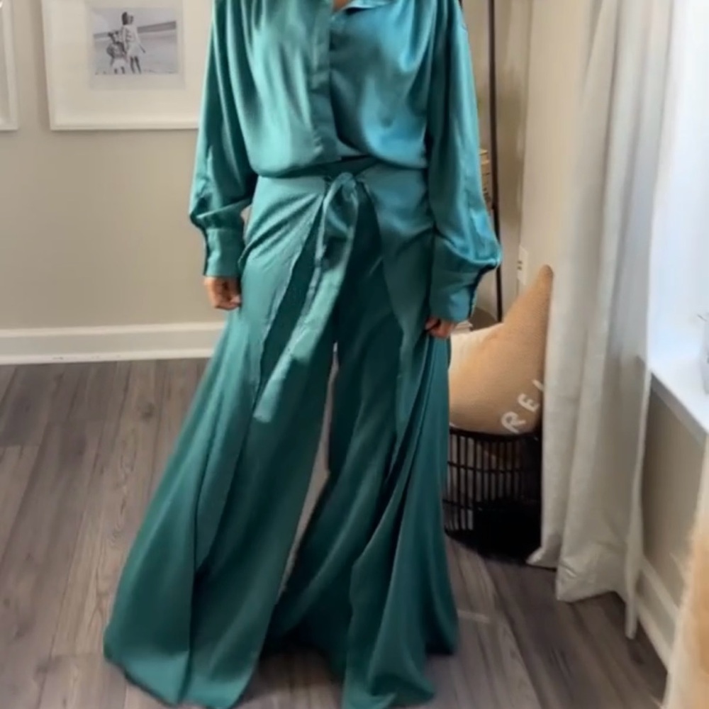 Chic Green Satin Set